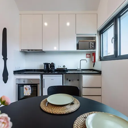 Live In Apartment
