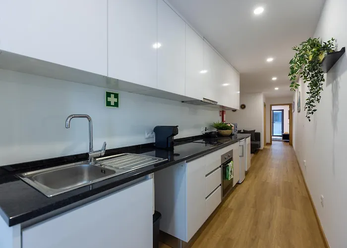 Apartament Live In *